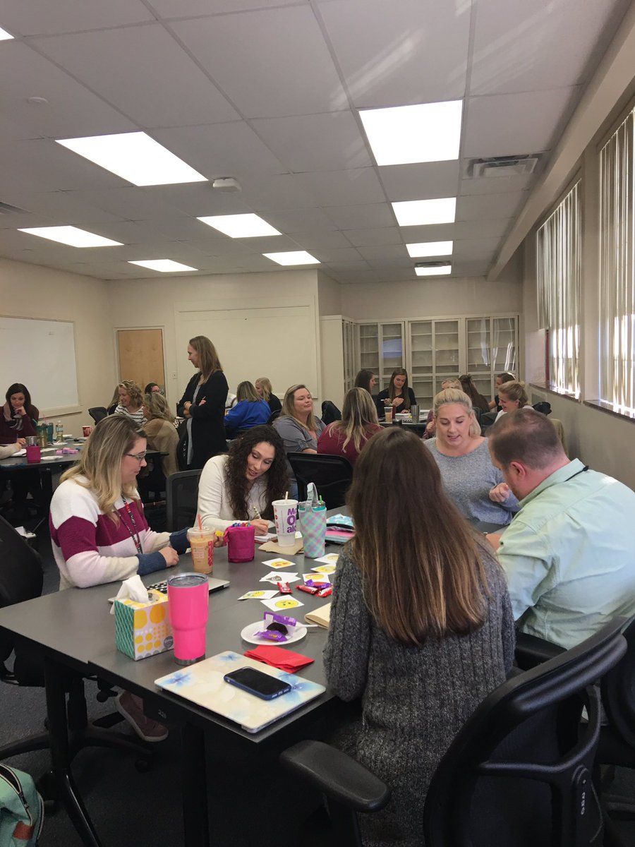 BethMillirons's tweet photo. What does fluency in math mean? #talking fluency #how to achieve fluency https://t.co/EPkGO8ezD1