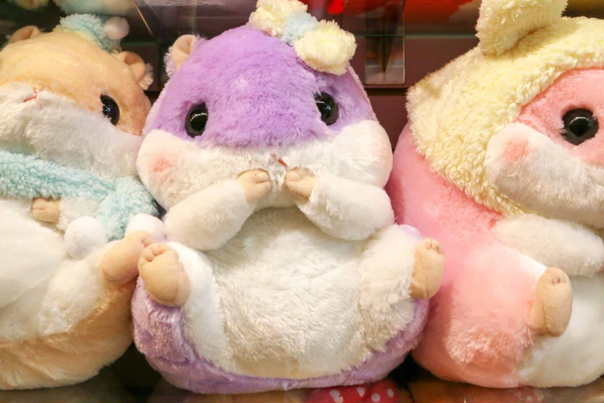 Plan for #ValentinesDay! #JapantownSF has one-of-a-kind gifts like sparkly jewelry, entertaining anime, and tasty treats that are perfect gifts for a loved one, romantic or platonic ❤️: bit.ly/JCM_japantown_…