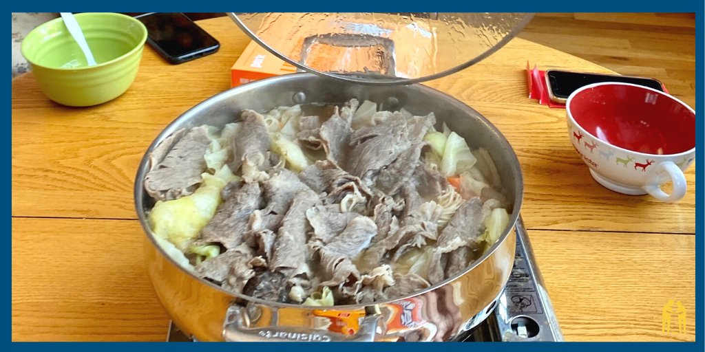InversantTweets's tweet photo. We ushered in the Chinese New Year with a little luncheon at the office. Xin Nian Hao! 🎊🏮🧧 🎊
#chinesenewyear #yearoftherat #inversant #chefyiming https://t.co/GBH2KP4w4g