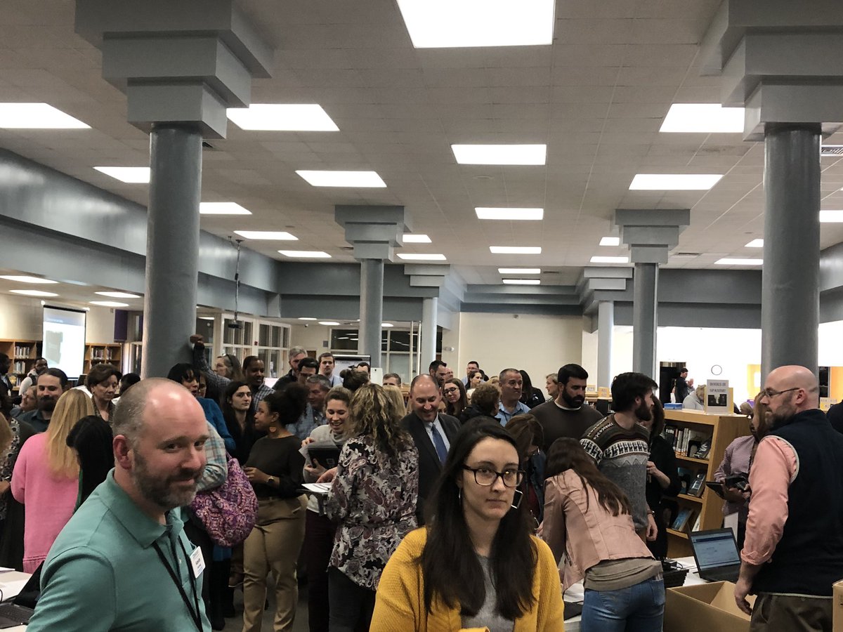 jbarefoot8700's tweet image. New laptops!!! We are excited!!!! #forksupcary #techiscool