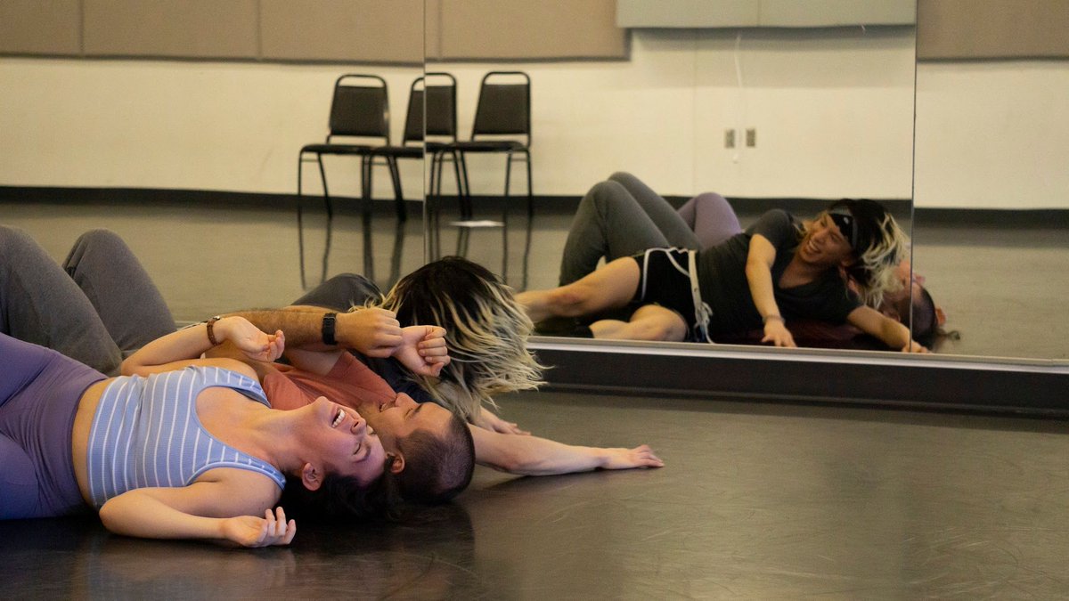 UCSDTheatre's tweet photo. We're so excited about the work happening in preparation for Paulina Colmenares' (MFA candidate) thesis show, AN OBJECT, SCREAMING! Get your tickets here: https://t.co/r3MxRcQVBe β
#ucsdtheatreanddance #ucsd #dance #choreography #mfadance #ucsddance https://t.co/LqoEmGKn7i