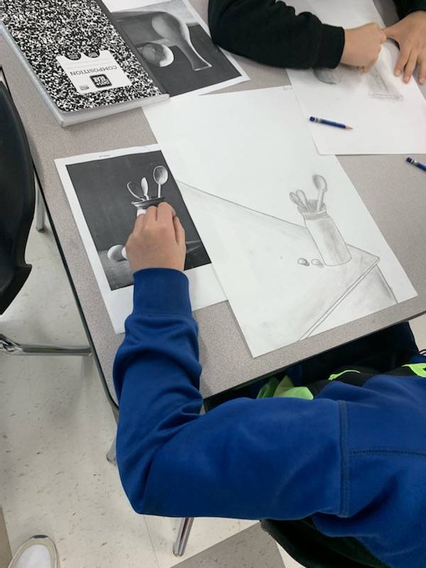 wmshuskypride's tweet photo. #thisweekinart Ms. Adams's 6th grade art students wereworking hard to make still-life drawings of 3D objects! Great job, Huskies & Ms. Adams! #westsidepride97 #huskypride #gohuskies https://t.co/2BQP9mDkXF