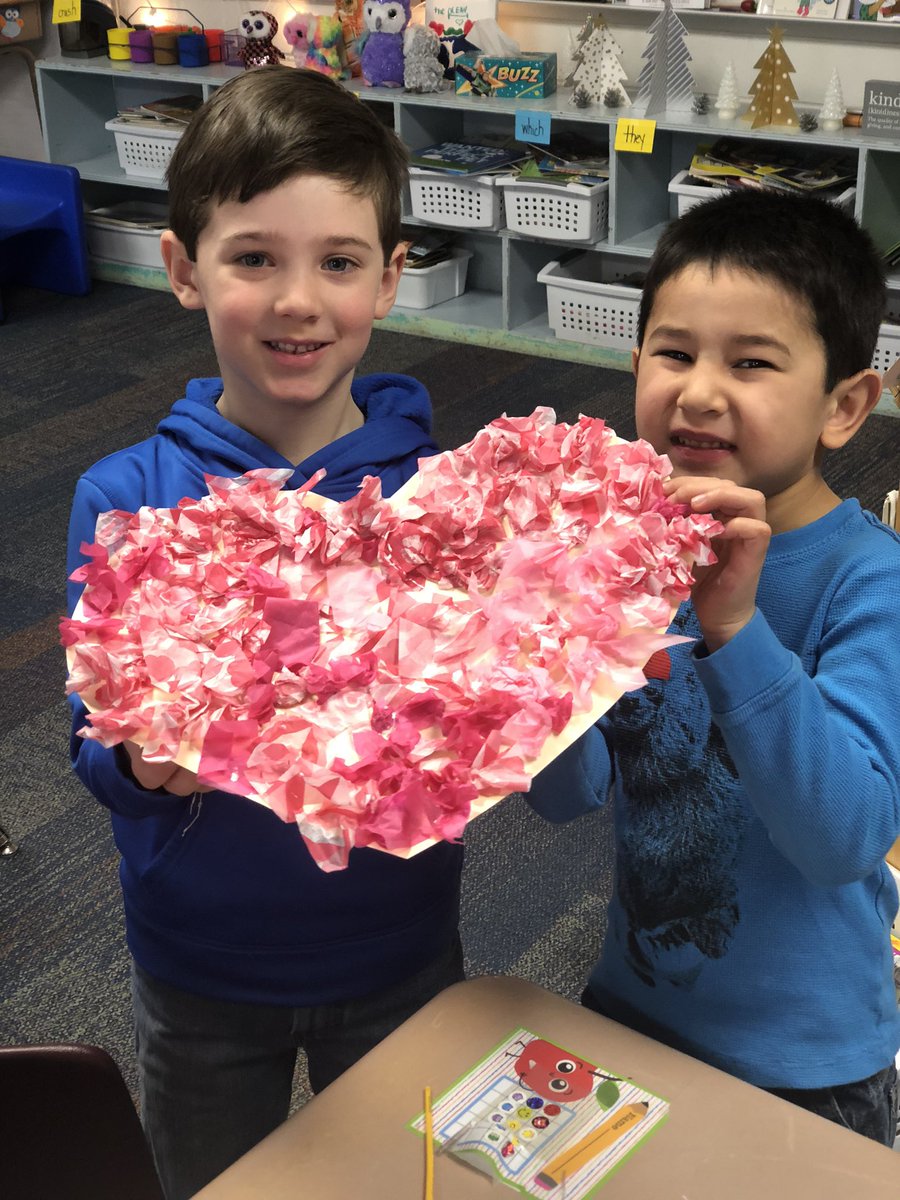 MrsGutting's tweet photo. First Wellness Day in the books for HESππ» Making Valentines for the Pocopson Home β€οΈ#HappyHillendale #outstandingowls #ucfsd https://t.co/iMFCaG0bla
