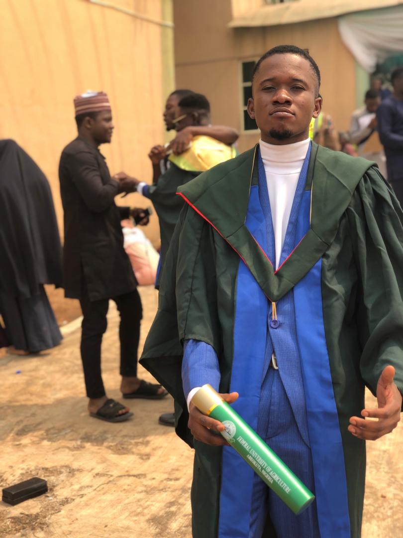 FUNAAB #ClassOf2018 Convocation.

Grace of God brought me this far!
First degree bagged (BSc. Child Development and Family Studies).
_
#Convocation #FUNAAB