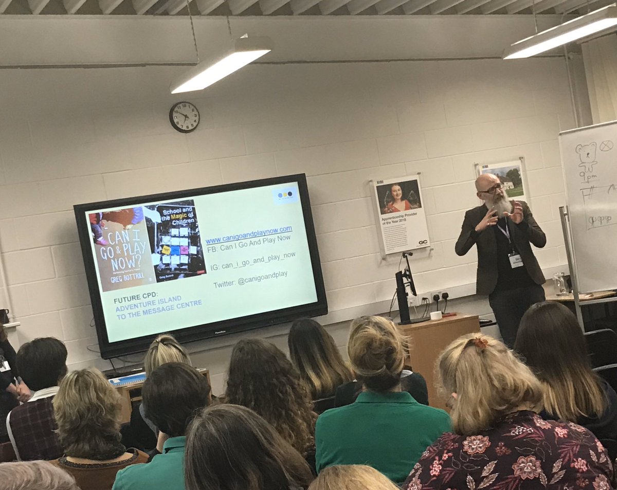 Thank you for a very engaging talk this evening Greg Bottrill <a href="/canigoandplay/">Can I Go And Play Now?</a> #earlyyears