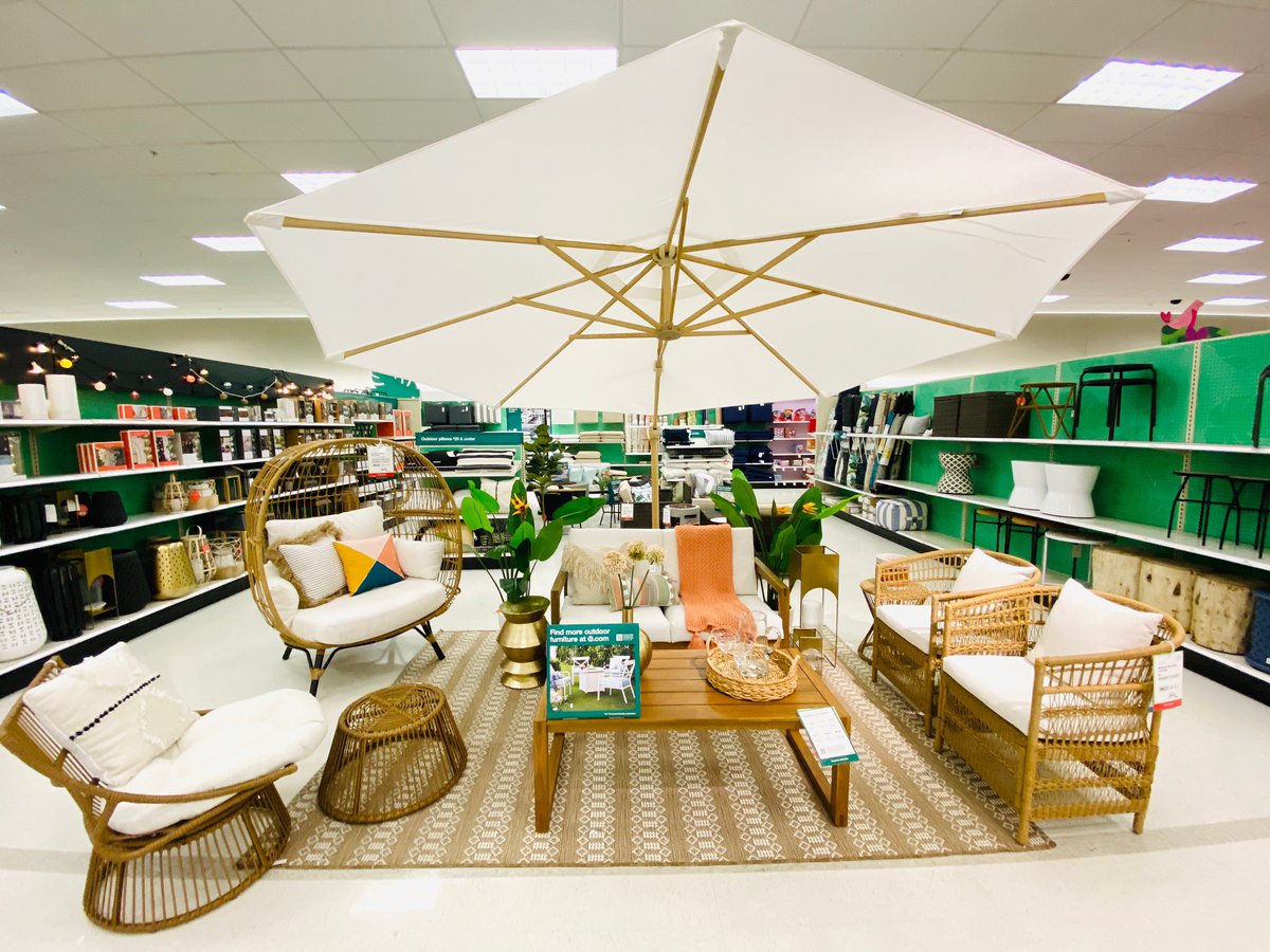 brannight's tweet photo. The only thing missing is white sand, blue waters, and a nice breeze ☀️ https://t.co/9DcDvh24xJ