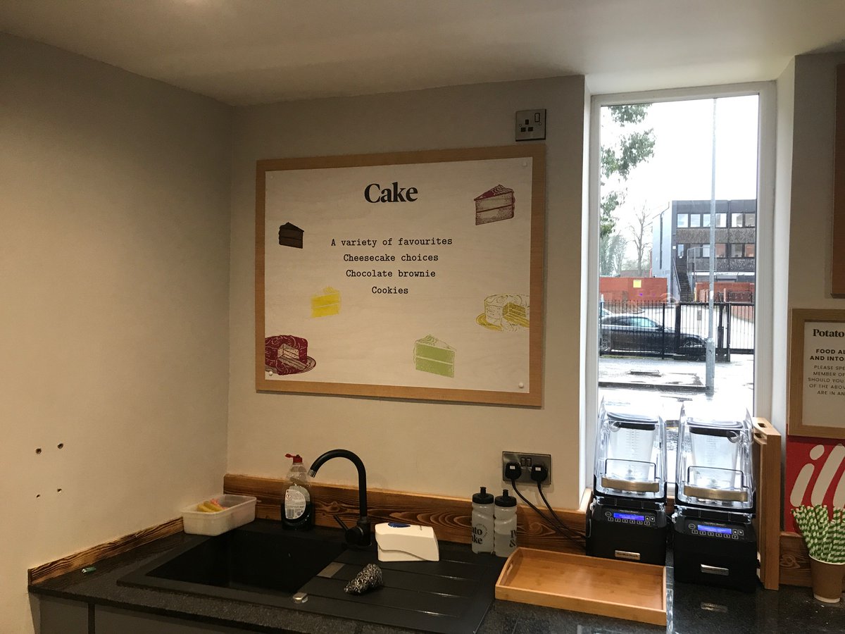 SXMacclesfield's tweet photo. Thank u for the repeat #business @PotatoandCake1 in #wilmslow with the update & recovering there existing menus on timber #panelsigns. 4 all your #signage needs 📞01625708844 #exteriorsigns #interiorsigns #alderleyedge #altrincham #poynton #cheshire #cheshireset #macclesfield https://t.co/1KNtybheJ9
