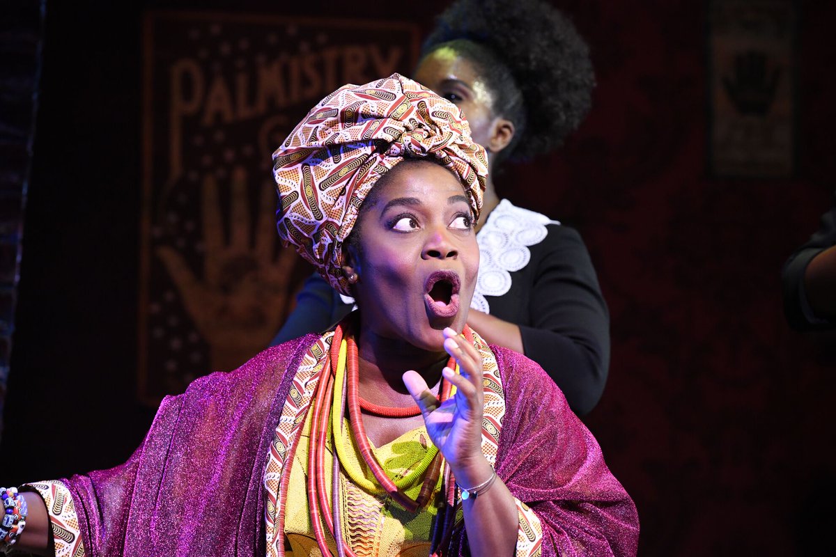 J-2 avant la dernière représentation de <a href="/ClaudiaTagbo/">Claudia Tagbo</a> en Oda Mae ! Prenez vite vos places → bit.ly/VosPlacesPourG… ✨