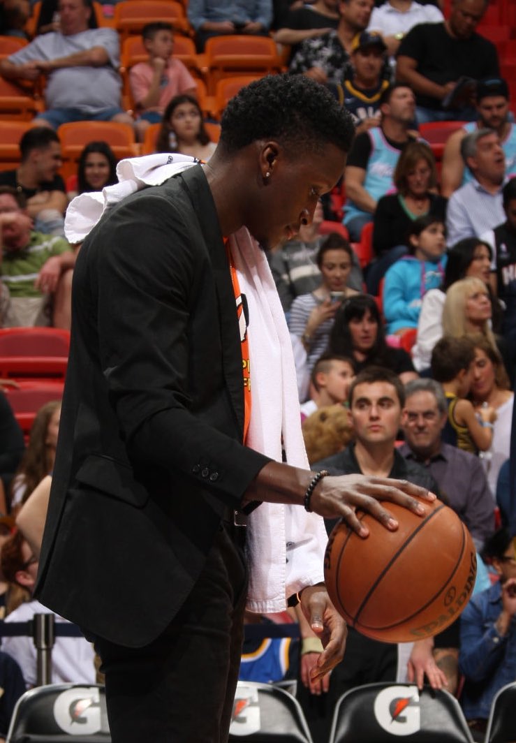TheDunkCentral's tweet photo. Victor Oladipo will make his season debut tomorrow vs Chicago https://t.co/fXYGnllMCB