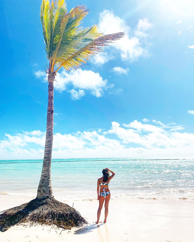 ¿Qué hermoso lugar para pensar en sus planes futuros? Sumerjase en nuestro mar turquesa y dibuje sus sueños. #SecretsCapCana. Comparta su cuenta regresiva en los comentarios. #TakeMeBackTuesday