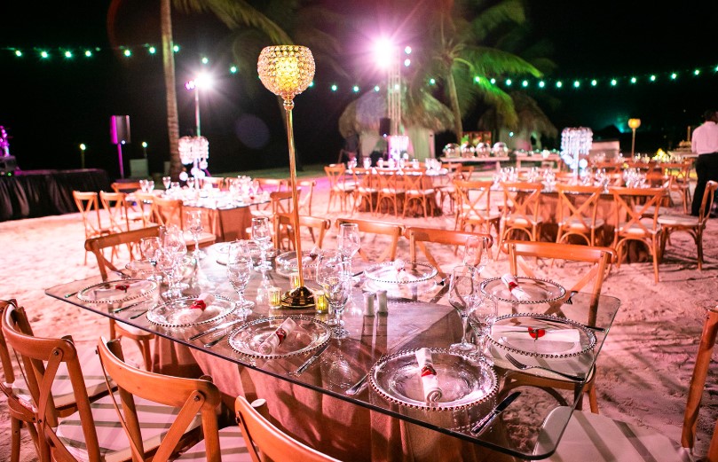 At #SecretsCapCana leave the worries to our expert's banquet coordinators and enjoy a worry-free function.  To learn more follow bit.ly/2Rmt7j5