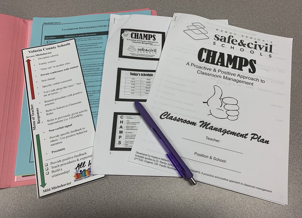 VictoriaNylia's tweet image. CHAMPS training day 1 🍎✏️👍🏼 #SP20interns #vcscm #CHAMPS