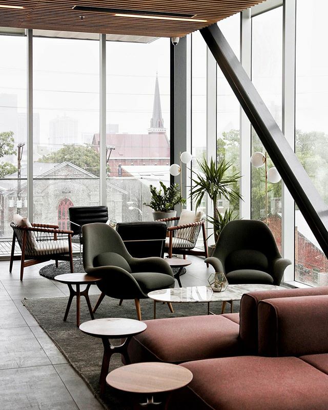 AAmpStudioLA's tweet photo. A welcoming corner inside our design for @overlookbar, a tasting room perched atop @rabbithole distillery in Louisville 🥃😋🐰 ... #sipsip #roomwithaview #rabbithole https://t.co/rvFS9cWQ5y