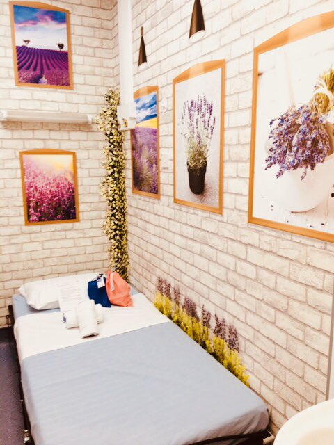 kmljjj's tweet photo. It makes a huge difference when we can offer emergency comfortable overnight stay facilities to Carers @boltonnhsft #itsthesmallthings #lanyards #bed #brew #comfortpack #kindness #inclusion @JohnCampaign @DementiaUK https://t.co/Uh73whlNki