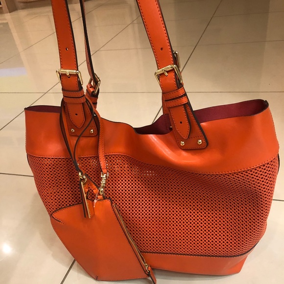 So good I had to share! Check out all the items I'm loving on @Poshmarkapp from @TheAmandaWeiss #poshmark<a href="/tag/fashion"class="tags"><span>#fashion</span></a><a href="/tag/shopmycloset"class="tags"><span>#shopmycloset</span></a><a href="/tag/style"class="tags"><span>#style</span></a><a href="/tag/missme"class="tags"><span>#missme</span></a><a href="/tag/katespade"class="tags"><span>#katespade</span></a>