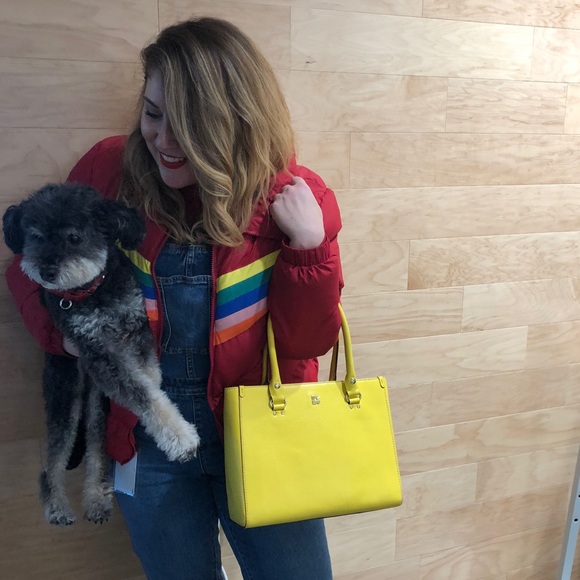 So good I had to share! Check out all the items I'm loving on @Poshmarkapp from @TheAmandaWeiss #poshmark<a href="/tag/fashion"class="tags"><span>#fashion</span></a><a href="/tag/shopmycloset"class="tags"><span>#shopmycloset</span></a><a href="/tag/style"class="tags"><span>#style</span></a><a href="/tag/missme"class="tags"><span>#missme</span></a><a href="/tag/katespade"class="tags"><span>#katespade</span></a>