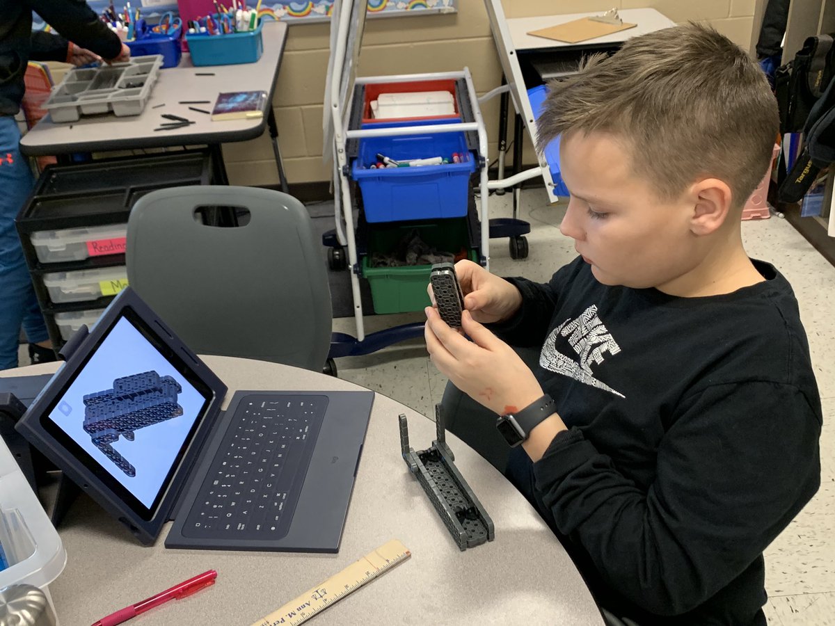 MrsReidBEU's tweet photo. Started Project Lead The Way with @ErikaFitchBEU today!! Can’t wait for Day 2!! @BeulahRalphElem https://t.co/V6kvoBY77F