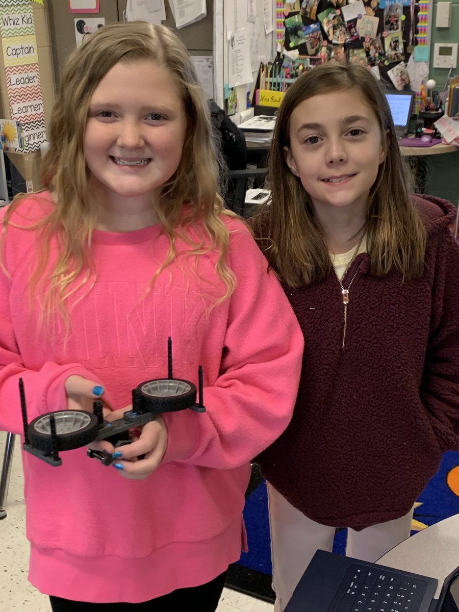 Started Project Lead The Way with @ErikaFitchBEU today!! Can’t wait for Day 2!! <a href="/BeulahRalphElem/">Beulah Ralph Elem</a>