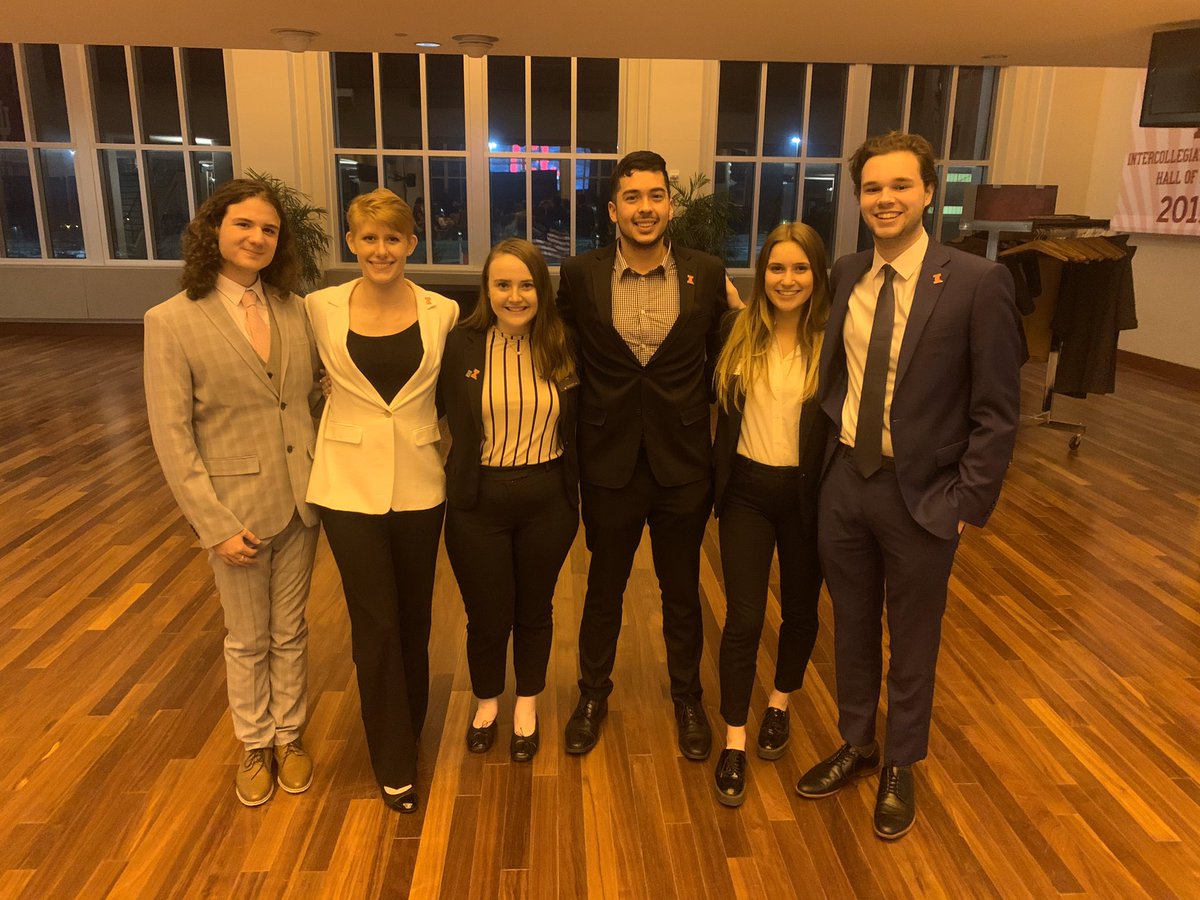 ILStudentGov's tweet photo. This past weekend, a delegation of the Illinois Student Government represented the University of Illinois at the Association of BIG Ten Schools conference at Indiana University in Bloomington! https://t.co/dJWfJFpPLp