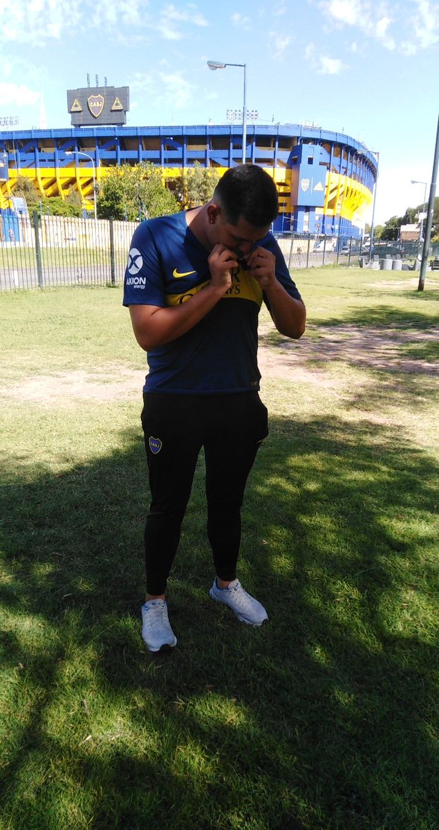 Seba_Tell0's tweet photo. Los sueños sí se cumplen!!💙💛💙 https://t.co/uCW2OEtwn5