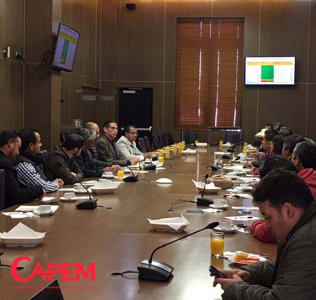 cap_edomex's tweet photo. Reunió de trabajo con la #ComisionDeDesarrolloAgrarioYForestal y organizaciones integrantes del #CAPEM
#UnidosPorElCampo https://t.co/SH4H3yXnuD