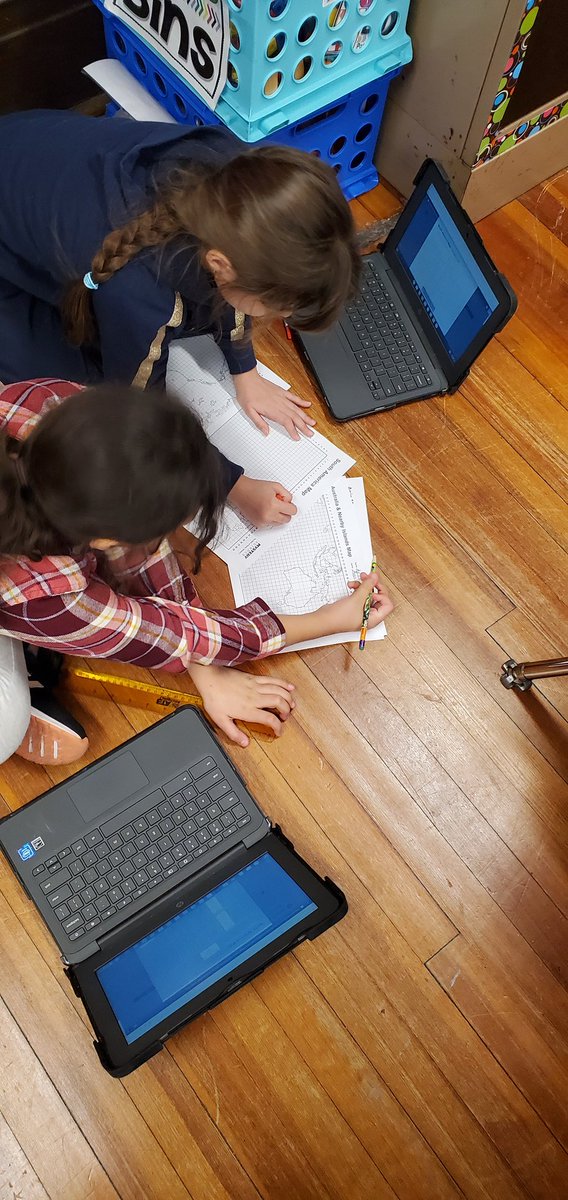 MsMenendez1's tweet image. Room 200 loved learning about and graphing where volcanoes are. They even got to build their own and watch them erupt! #WeeLoveScience #WeeBuild #WTSD @MrsNaszimento @SuzanneMera