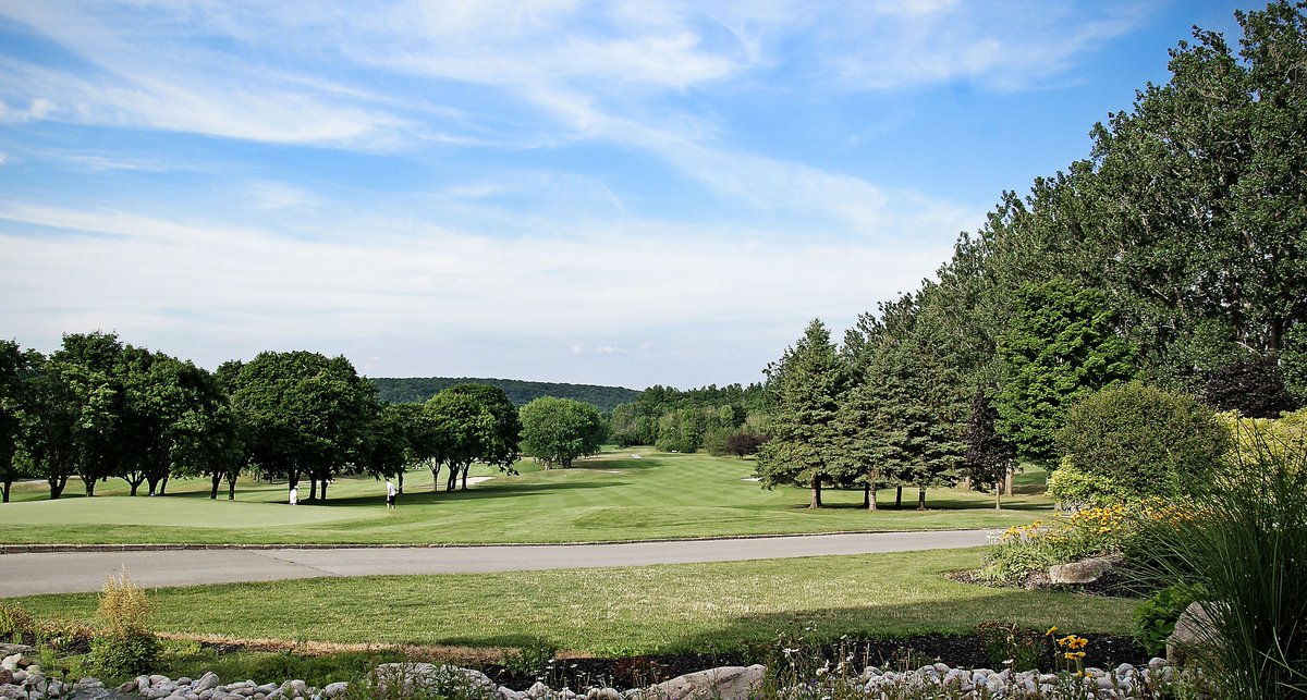 Barrie Country Club tweet media