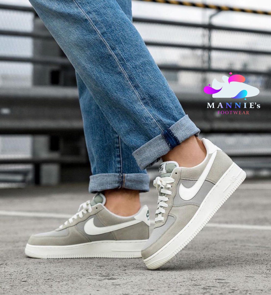 manniesnaps's tweet photo. 💡 NIKE AIR FORCE 1 PREMIUM
   ’07 LV8•
COOL GREY-/-WHITE
    NOW AVAILABLE 
••SIZE••(40)——(45)
20,000 ONLY 🛎 

https://t.co/KbnHpSuzmd

#MenDeserveBetter #MyBettingExperience
#HanujayEP #TNTModelContest
#ThePrimeMinisterSon Henry Femi Factor Bruno Fernandes Fabrizio Aguero https://t.co/MQdeapO90L