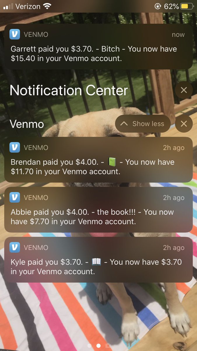 SamHenwood20's tweet photo. When it’s senior year &amp; you refuse to all pay $26 for one book https://t.co/BjLPSDhrxs