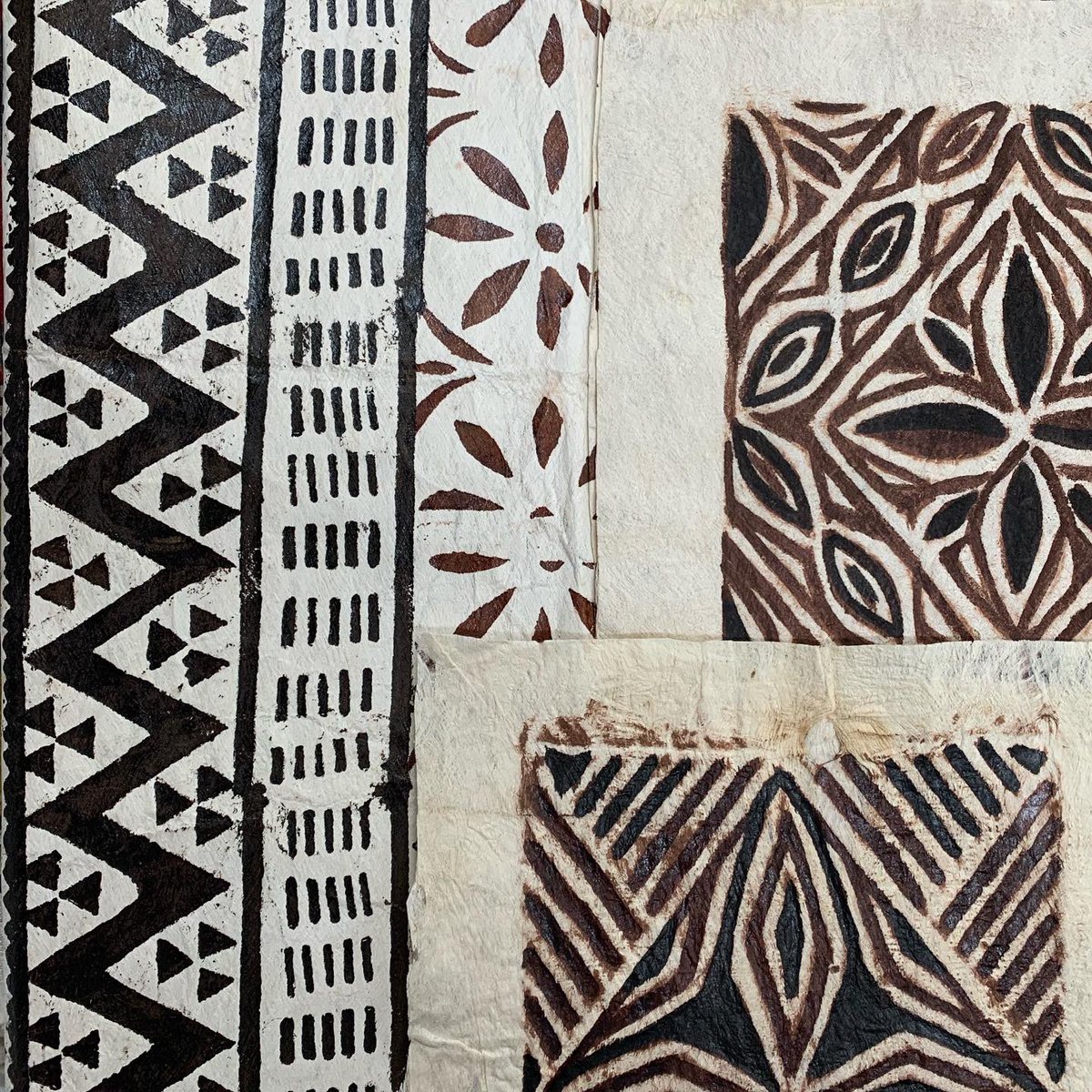 Standfast1924's tweet photo. Lots of lovely patterns from our archive today 😍 Our in-house archive is packed full of original textile designs, artworks, samples & ledgers!
#archive #pattern #patterndesign #britishfabric #britishmade #geometricprints https://t.co/KjyBTTQGTP