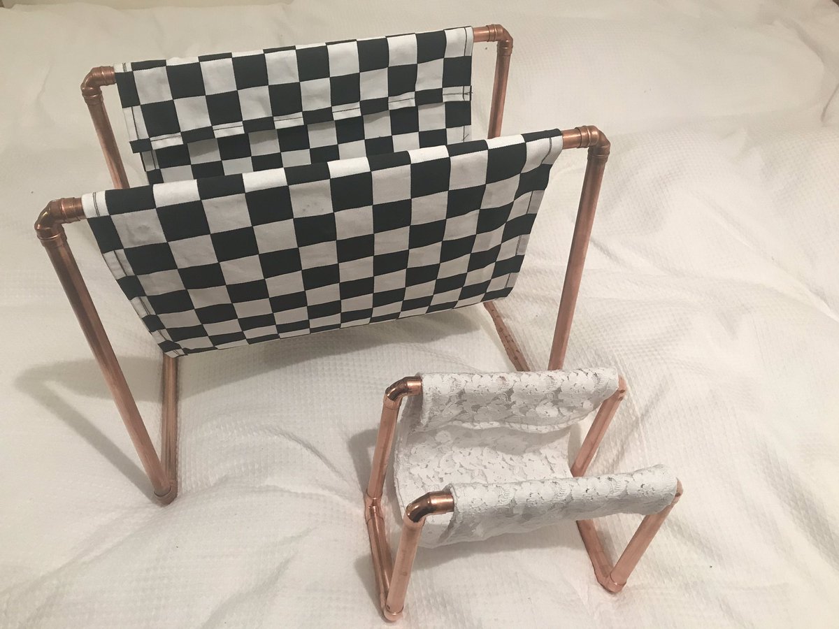 sweetwildcard's tweet photo. Hello @HandmadeHour made a few of these copper delights, adding to the @EtsyUK @Etsy shop soon 🌟 #handmadehour #interiordesign #interiors #design #homeinterior #textiles #paperrack #letterrack #fabric https://t.co/Fbb6uhha7o