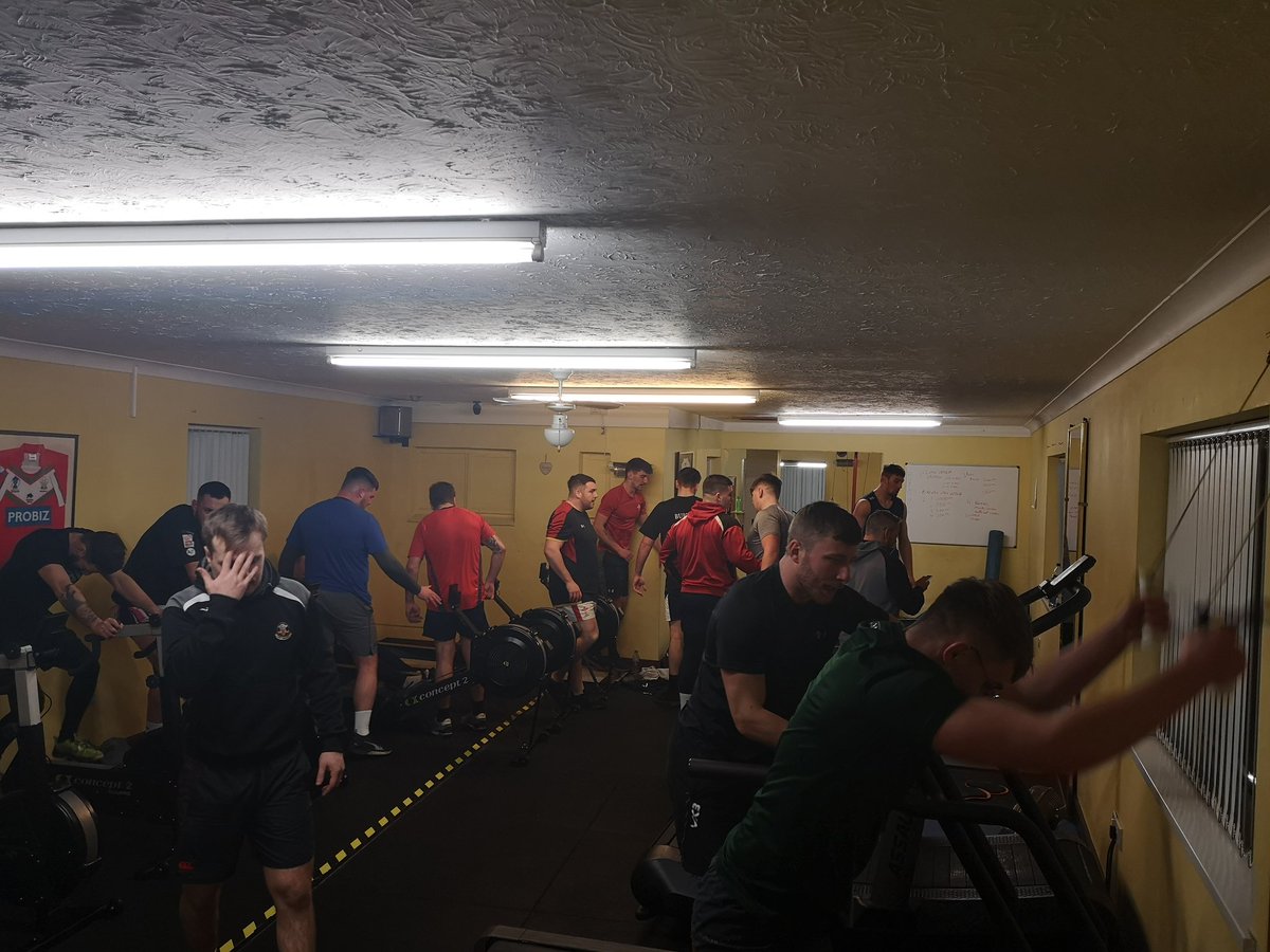 bprfctheblacks's tweet photo. Thanks to @kerimckibbin for letting the boys use the gym tonight, a great facility on our doorstep. Boys won't be thanking Dan Smith anytime soon though, put the boys through the mill tonight fair play. 
#playhard #workhard 🖤🖤🏉 https://t.co/zMhvzJBfGj