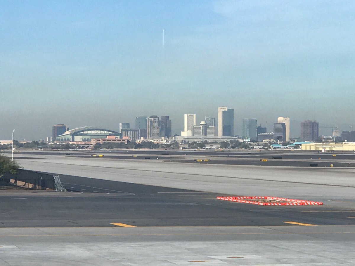 JiggyJerky's tweet photo. T-6 days, View from Gate 10 - City of Phoenix, View from Gate 8 - Camelback Mountain. Let’s not forget our four legged friends at the all new pet friendly T3. @Auggiie69 @barkleyscotty @GBieloszabski @terischep @weareunited @WinningTheLines https://t.co/M9J8Lhn76Q