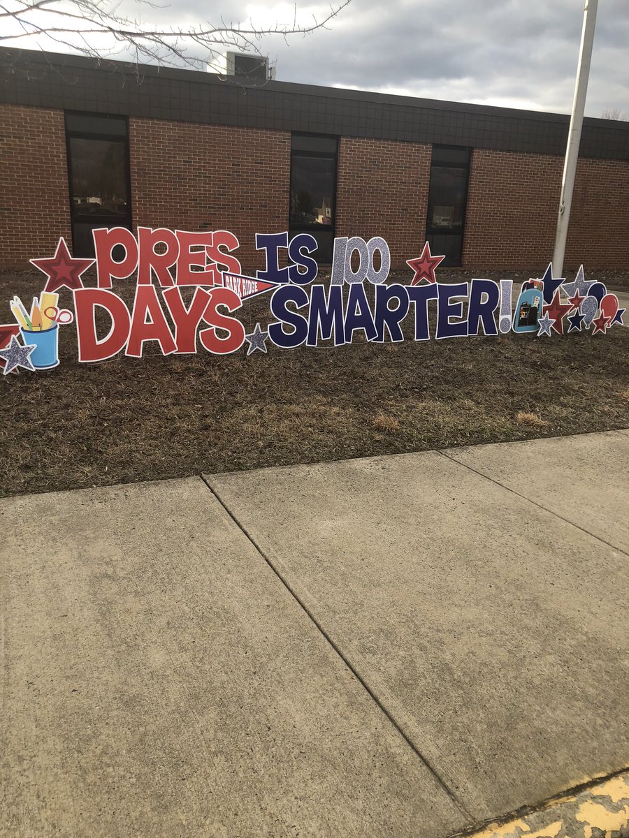 ButlerKeana's tweet photo. It’s the 100th Day of School! Yippee! https://t.co/y1EuaXmxM3