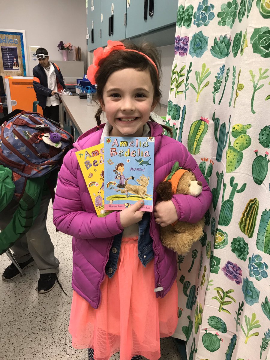 JonesESAACPS's tweet image. Lots of 📚 recommendations came from Book Character Day! Check it out! 🦊 @AACountySchools #AACPSReadWithMe