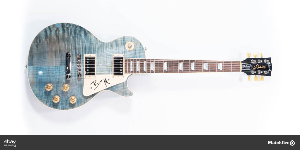 MatchfireAuctns's tweet photo. Bids are officially open for this gorgeous glacier-blue Gibson #LesPaul, signed by international superstar @BrunoMars!  All funds raised by this #charity auction will support the @GRAMMYMuseum, so head to https://t.co/6YHwYL6gnR to bid now.

#GRAMMY #Gibson #eBay #62ndawards https://t.co/fuHZx9Tv13