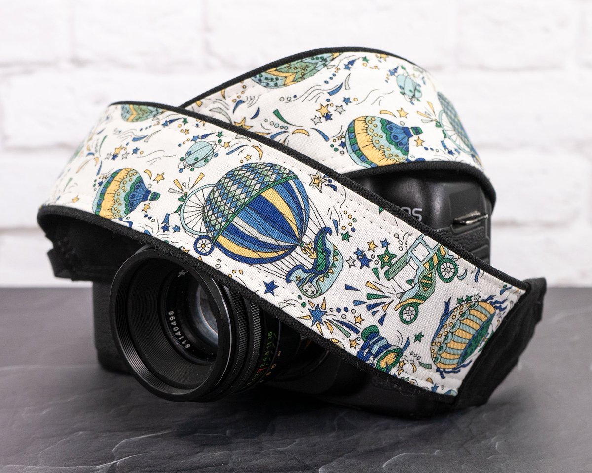 ten8e's tweet photo. Steampunk Balloons Camera Strap https://t.co/PqthdQAxMN #camerastrap #dslr #handmade #customcamerastrap #cameraaccessories #ten8e #photography https://t.co/7kjLDwaKHh