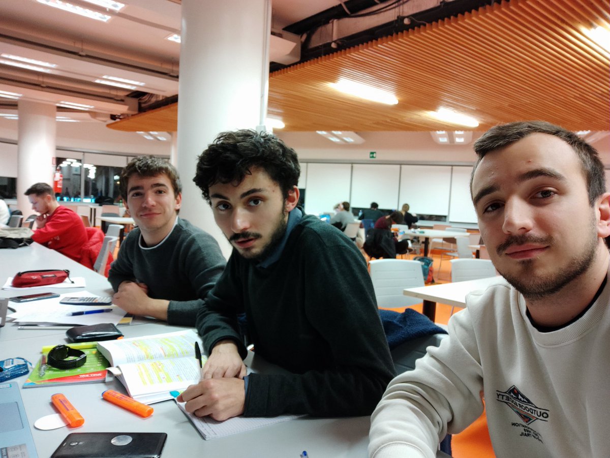 pesceur's tweet photo. #chisaràstato #unostudioingiallo https://t.co/WZ3k5I3jj9
