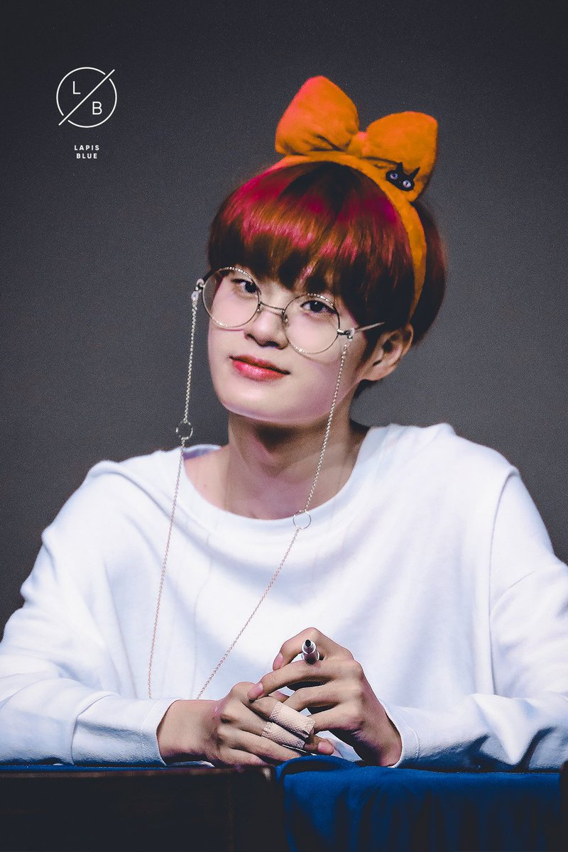 Koreaboo's tweet photo. Happy Birthday to AB6IX's shining maknae, Daehwi! 🎂🥳🎁Let's celebrate!

#빛나는_대휘의_스무살
#HappyTwentyDaehwi https://t.co/qc3DrZydEc