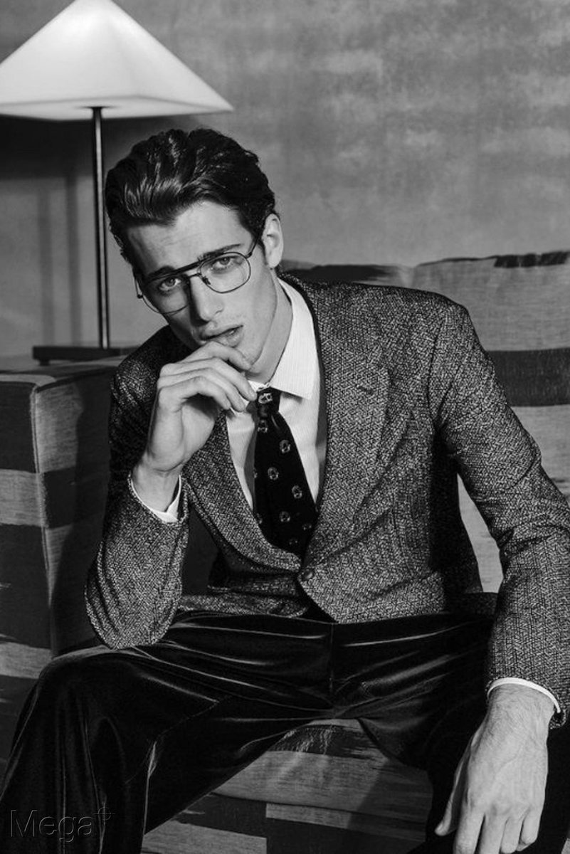 NewYorkModels's tweet image. ARMANI MAN ♣️ Happy birthday to the dashing #RobbieBeeser impeccably dressed in @armani FW19 Collection #NYMMMen