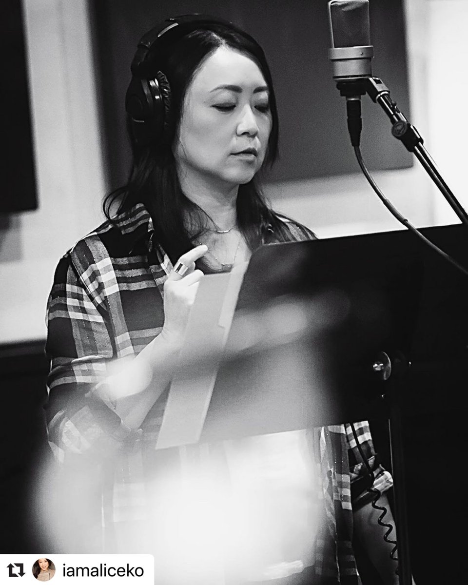 ClearLakeRecord's tweet photo. #CLHighlight @iamaliceko #repost "Sometimes I wear glasses and yell into a mic."
.
.
.
#StudioPorn #MusicProductionLife #MixingandMastering #maudio #recordingengineer #studiolife #indieartist https://t.co/vQDDp5bsOe