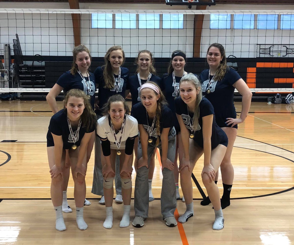 rockwoodthunder's tweet photo. 11 White and 17 White enjoyed some success over the weekend! #rtvbc #champs #gatewayleague #playinglocal https://t.co/EzJZkph4Xd