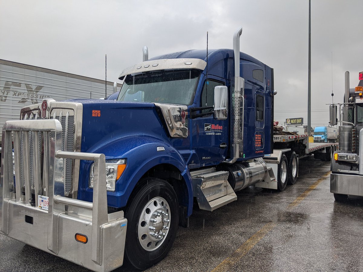 TruckinEh's tweet image. You know you're 🇨🇦 when you go spend $150 on a truck wash when it's raining 🤔
#ByeByeSalt #NoLineUp