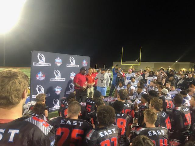 DMCoachbrown6's tweet photo. Great weekend in Orlando for the Hall of Fame Middle school AllAmerican Bowl....
#HOF
#TEAMEASTCOAST
#PROBOWLWEEKEND https://t.co/GPIJSg9l0M