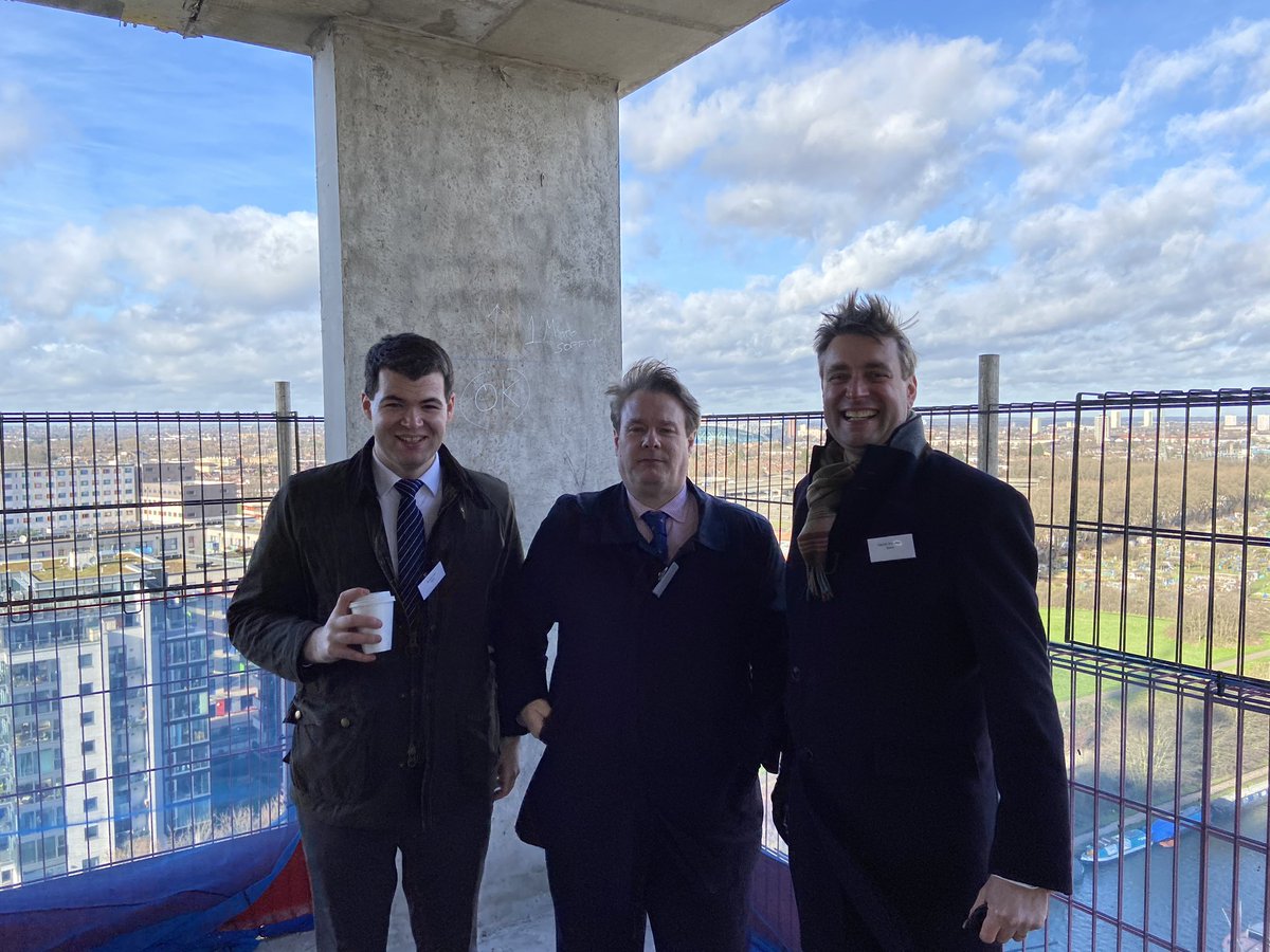 GarethSinnamon's tweet photo. Sun out for #toppingout of Phase1 at #HaleWharf.  Amazing views of North London and proud team moment many years in the making!  @MuseDevelopers @CanalandRivers @grainger @StaceLLP @alliesmorrison @ramboll_uk @corefivellp @HilsonMoran #teamstace #togetherwedeliver #lovesurveying https://t.co/hH7RK02yiW