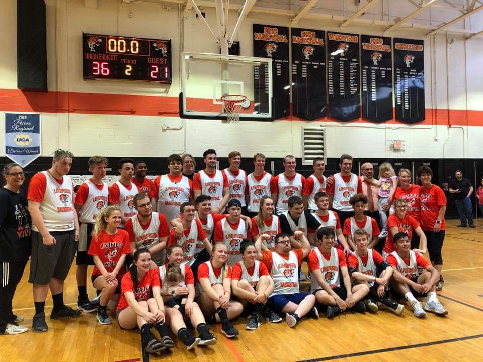 Meeting for those who want to be involved in Unified Basketball:
When: Friday 12/31... During extra help
Where: Rm 182
#spreadthewordtoendtheword
@tigers_ue  <a href="/SEAofORANGE/">UE FAN CLUB</a> <a href="/UECSDTigers/">UECSD Tigers</a>
