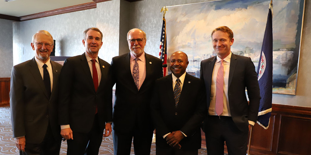 PortofVirginia's tweet photo. Humbled by the opportunity to work alongside @GovernorVA and @Orsted to help make the Commonwealth a leader in wind energy and offshore wind manufacturing. #Sustainability #StewardsofTomorrow https://t.co/fg2AXYaAJD https://t.co/Au04lprN9d