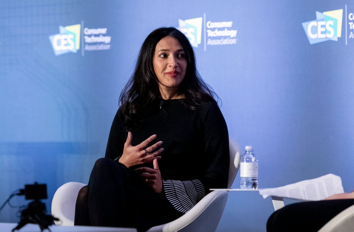 "We need to focus on smart devices themselves and how they're installed in the home. We think we’re automatically safe—and we're not." 

Leena Elias @avast_antivirus on the importance of #FamilyTech with <a href="/mcsquared96/">Monica Chin</a> at #CES2020! #KidsFamilyCES