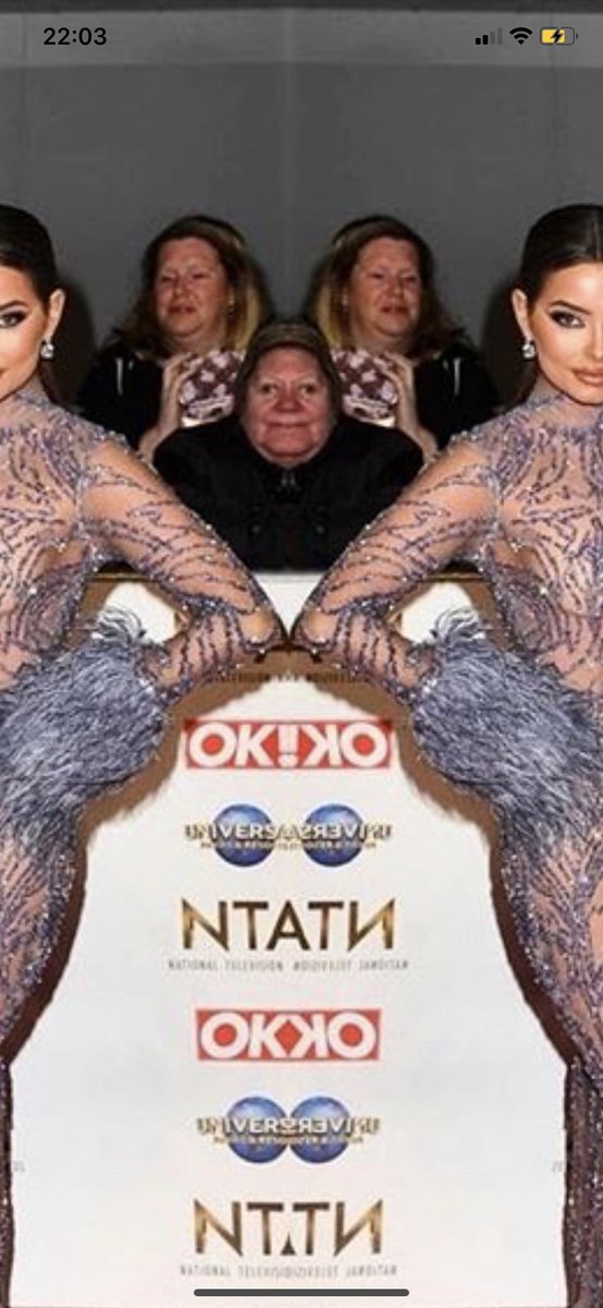 whoever did this must have done it on purpose??🤣🤣