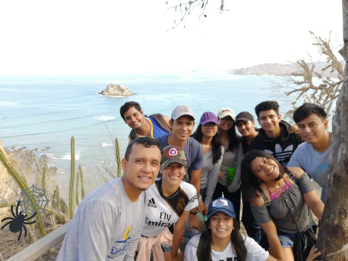 Pcasbri's tweet photo. Salida de Campo en Los Frailes con el Curso de Funcionamiento de Sistemas Biológicos #Fisiologia, futur@s biólog@s 🌵🌳🌊🐟
*Área Protegida Parque Nacional Machalilla
@CCMarUleam
@UleamEcuador 
@MAEMarinaEc @Ambiente_Ec @Tp_Machalilla @unep_espanol
#BosqueSeco
#Oceano
#RockyPools https://t.co/ypgfqUGgy5